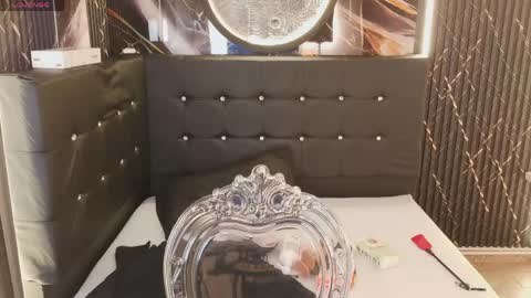 Bruja SCarlata online show from April 17, 2026, 1:52 am