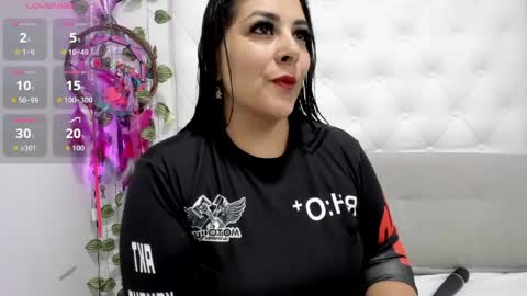 Bruna royale  online show from April 15, 2026, 7:58 pm