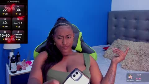 Snapshot of brunna_brownn chatting on December 18, 2024, 12:40 pm Brunna online show from December 18, 2024, 12:40 pm