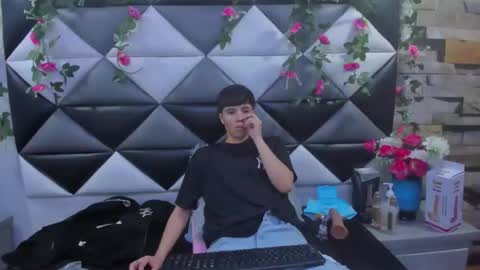 Bruno Cruz online show from November 8, 2025, 3:29 am