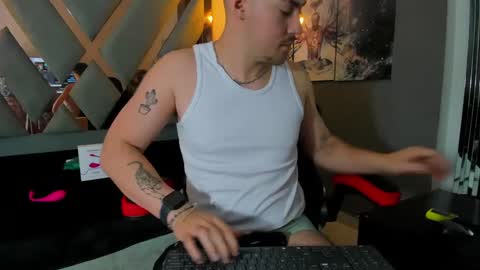 Snapshot of brunowalkerr chatting on October 11, 2025, 1:20 pm Say me Bruno online show from October 11, 2025, 1:20 pm