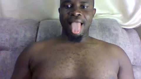 Snapshot of brusedarling chatting on June 18, 2026, 1:59 pm brucedarling online show from June 18, 2026, 1:59 pm