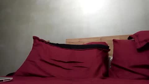 BRUSH BARTON online show from February 21, 2025, 4:51 am