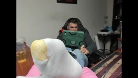 BRUTALMASTER1983 online show from April 9, 2026, 7:25 am