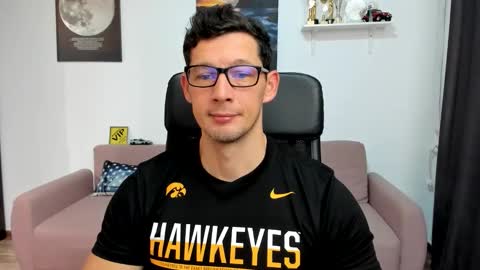 Brutus K online show from November 17, 2025, 7:14 am