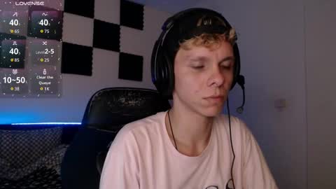 bryamado online show from October 22, 2025, 2:12 am