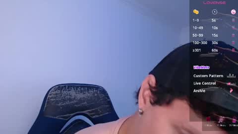 Snapshot of bryamado chatting on May 15, 2026, 2:18 am bryamado online show from May 15, 2026, 2:18 am
