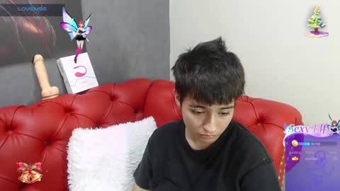 Snapshot of bryce_evans chatting on December 13, 2024, 3:32 pm B R Y C E  online show from December 13, 2024, 3:32 pm