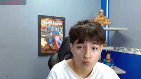 Snapshot of bryce_evans chatting on January 21, 2025, 10:08 pm B R Y C E  online show from January 21, 2025, 10:08 pm