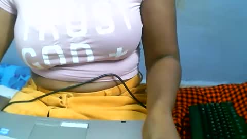 dee online show from April 19, 2026, 8:02 am