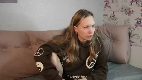 Sabrina  online show from October 26, 2025, 4:07 am