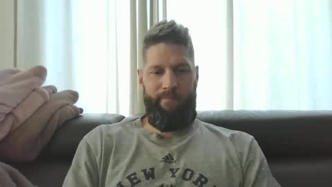 bubblebee1982 online show from January 11, 2025, 1:01 pm