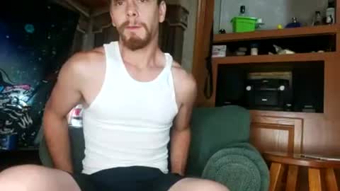 Snapshot of bubblebutt417 chatting on June 17, 2026, 3:02 pm Max candi online show from June 17, 2026, 3:02 pm