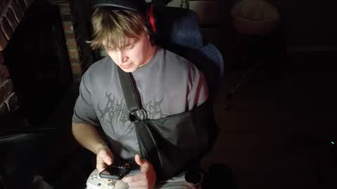 BubblebuttBdn online show from April 19, 2026, 3:06 am