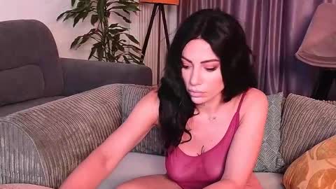 MayaCroft online show from October 6, 2025, 4:59 pm