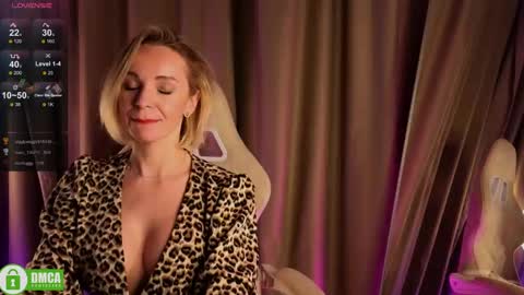 bubbling_crush online show from January 10, 2025, 11:29 pm