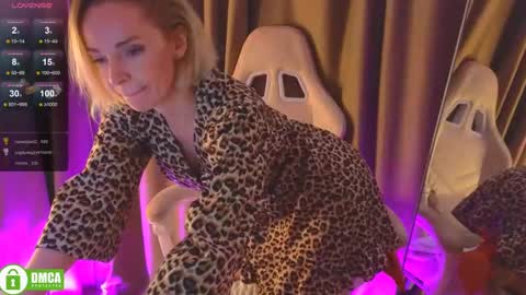 bubbling_crush online show from January 15, 2025, 1:12 am