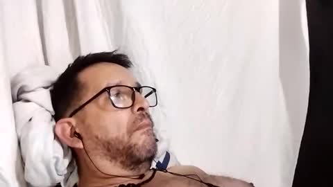 buchs32 online show from October 30, 2025, 6:04 am