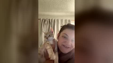 Snapshot of bucketandbandit chatting on July 18, 2026, 4:00 pm bucketandbandit online show from July 18, 2026, 4:00 pm