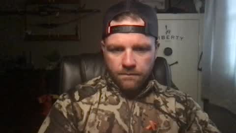 Snapshot of buckwild69204 chatting on January 11, 2025, 8:32 pm buckwild69204 online show from January 11, 2025, 8:32 pm