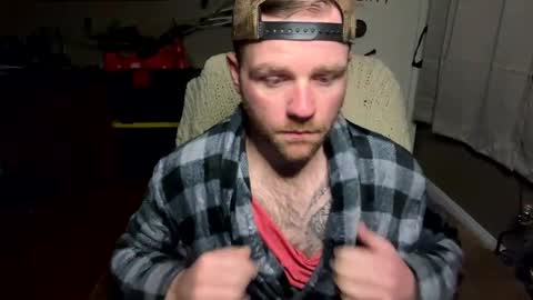 Snapshot of buckwild69204 chatting on January 27, 2025, 12:43 am buckwild69204 online show from January 27, 2025, 12:43 am