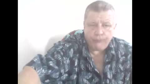 buddyluvzumore online show from January 1, 2025, 2:42 pm