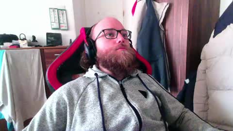 Lukas online show from May 17, 2026, 8:45 am