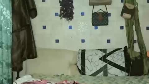 bulelet_ts online show from January 14, 2026, 5:51 pm