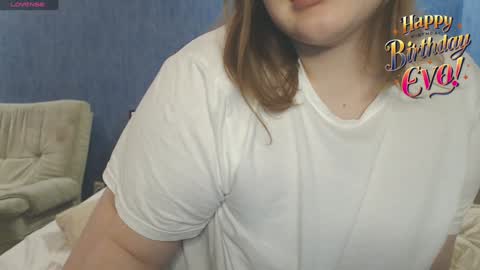 Snapshot of bull_cock_ chatting on December 18, 2024, 11:30 pm Eva 22 and Anton 24 PVT IS OPENED 60min online show from December 18, 2024, 11:30 pm