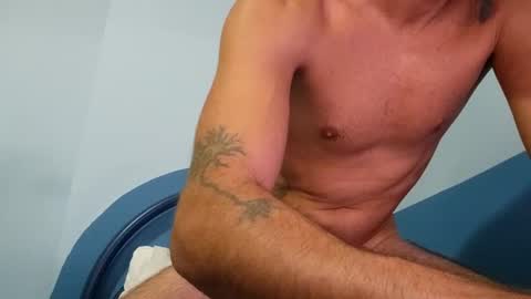 Snapshot of bullboy9292 chatting on July 5, 2026, 12:34 pm Bullboy9292 online show from July 5, 2026, 12:34 pm