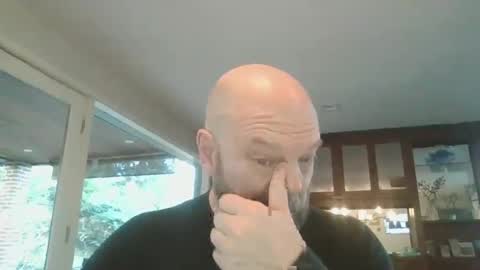 bulldog302w online show from March 11, 2025, 12:17 pm