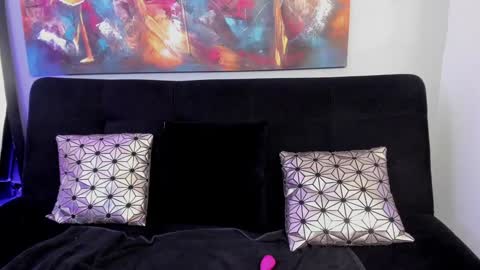 Snapshot of bulma_bambina_ chatting on December 20, 2024, 6:45 pm Bulma Bambina online show from December 20, 2024, 6:45 pm