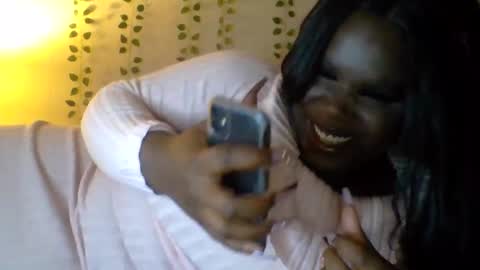 Snapshot of bunny8354367 chatting on September 13, 2025, 11:37 pm Bunny online show from September 13, 2025, 11:37 pm