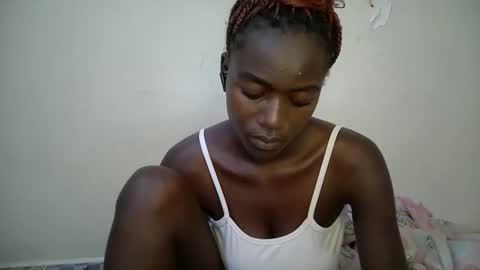bunny_bliss1 online show from April 15, 2026, 12:23 pm