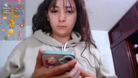 bunny_chloe online show from December 17, 2025, 1:22 am