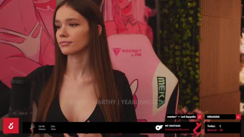 Snapshot of bunny_marthy chatting on January 15, 2025, 5:05 pm Maddie Next stream online show from January 15, 2025, 5:05 pm