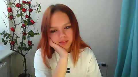 Ariel online show from September 25, 2025, 4:05 am