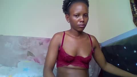 bunnydiva_ online show from October 19, 2025, 4:51 pm