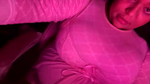 Bunnygirl Onyx online show from June 5, 2026, 5:03 am