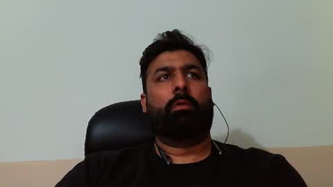 Snapshot of burlymonster chatting on February 5, 2025, 6:26 pm Hairy Arabian online show from February 5, 2025, 6:26 pm