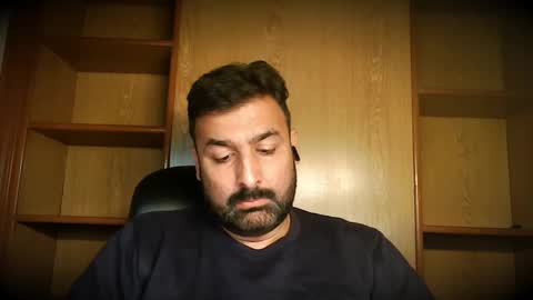 Hairy Arabian online show from November 6, 2025, 6:03 am