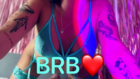 Lissa online show from November 12, 2025, 7:35 pm