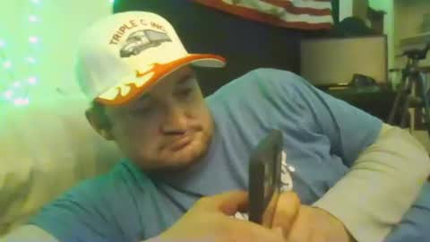 Burnout1315 online show from November 11, 2025, 8:58 am