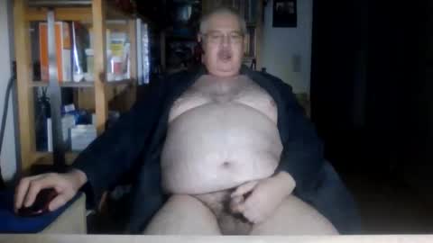 Snapshot of busibaer666 chatting on January 13, 2026, 1:22 am busi online show from January 13, 2026, 1:22 am