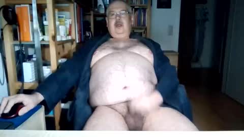 Snapshot of busibaer666 chatting on February 24, 2026, 2:09 am busi online show from February 24, 2026, 2:09 am