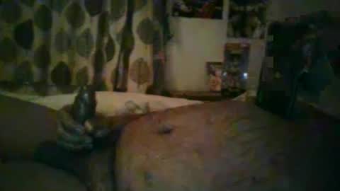 Snapshot of bustabunny chatting on March 9, 2025, 1:35 am Richabus2 online show from March 9, 2025, 1:35 am