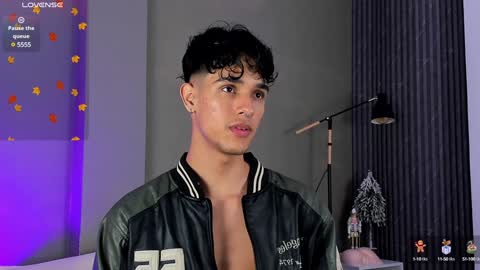 Buster independent model online show from December 22, 2024, 5:56 am