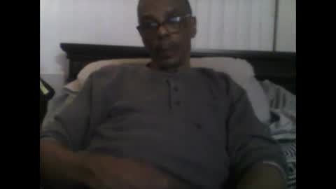 Busturgutzgd1 online show from December 13, 2024, 3:16 am