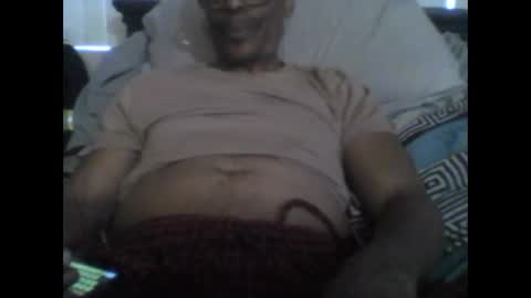 Busturgutzgd1 online show from December 25, 2024, 10:27 pm