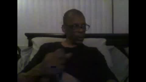 Busturgutzgd1 online show from December 27, 2024, 6:35 am